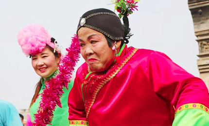 ՝}ϴһ׻Ӿʼ
L(fng)茹Ť216һ@}ϿheSʵĽ^Ļy(tng)׶˶ζȺ[´ggϲϲ^׌(ji)՝}ǸӽkʡԔ(x) 