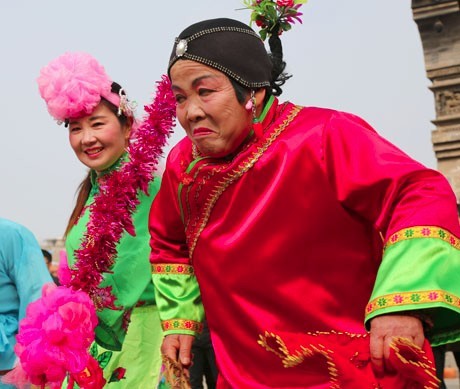 һ՝}ϿheSʵĽ^Ļy(tng)׶˶ʣȺ[´ ոꖾW(wng)ѡ}֮ӡ z