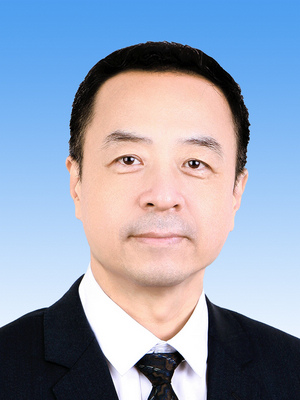 崔士鑫，男，漢族，1966年9月生，研究生學(xué)歷，中共黨員，現(xiàn)任人民日報社副總編輯兼機(jī)關(guān)黨委書記。