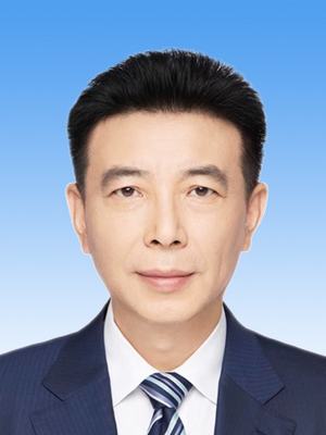 陳贄，男，漢族，1965年10月生，研究生學(xué)歷，中共黨員，現(xiàn)任人民日?qǐng)?bào)社編委委員、海外版編輯部總編輯。